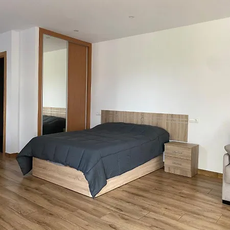Estudios En Lägenhet *