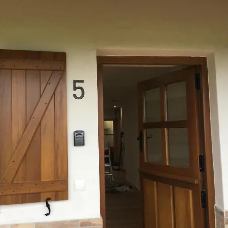 Estudios En *